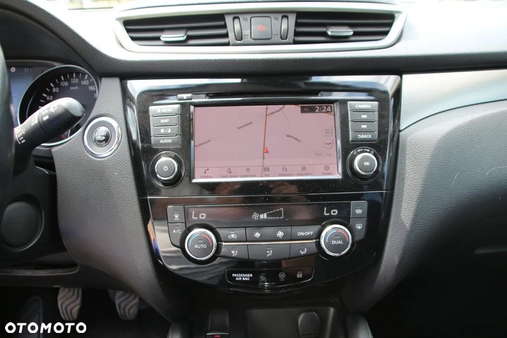 Nissan Qashqai 1.3 DIG-T Tekna - 15