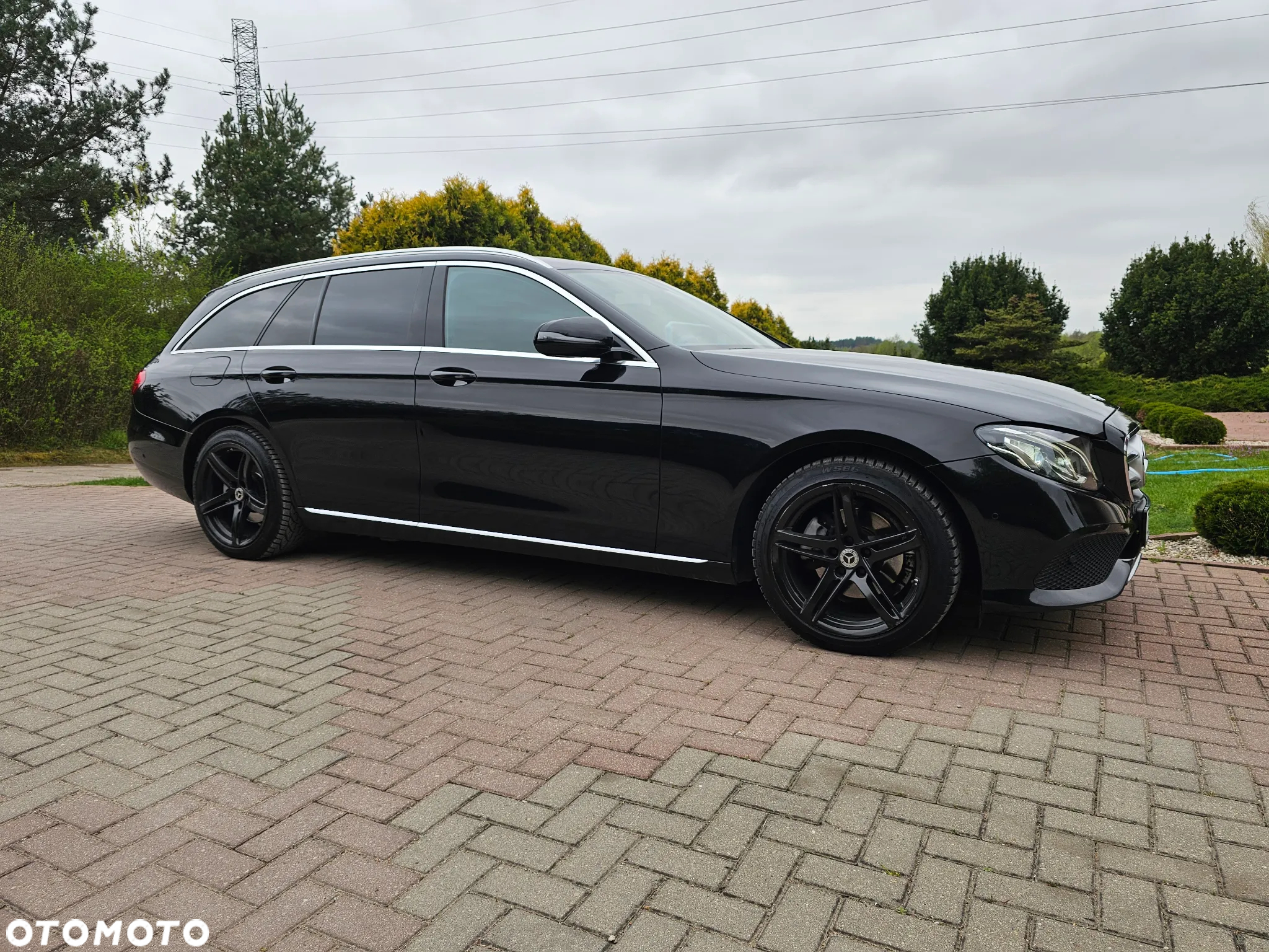 Mercedes-Benz Klasa E 220 d T 9G-TRONIC Sportstyle Edition - 19