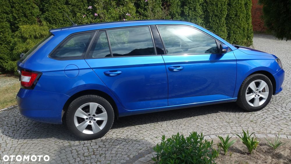 Skoda Fabia 1.0 TSI Ambition DSG - 5
