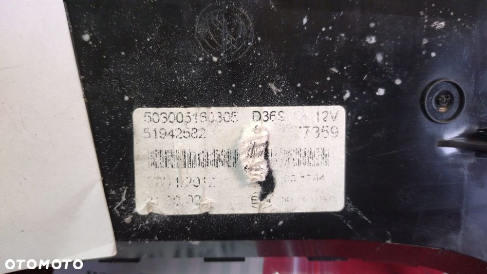LICZNIK FIAT DOBLO OPEL COMBO 10- 51942582 NO 326/050 - 3