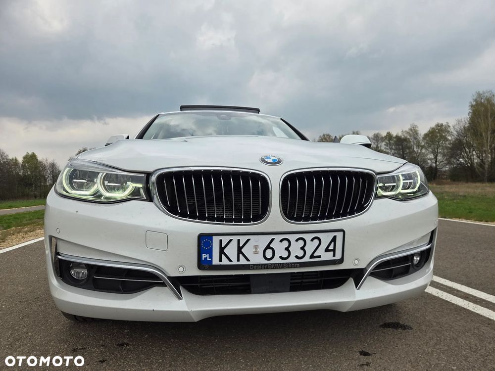 BMW Seria 3 320d xDrive Luxury Line - 1