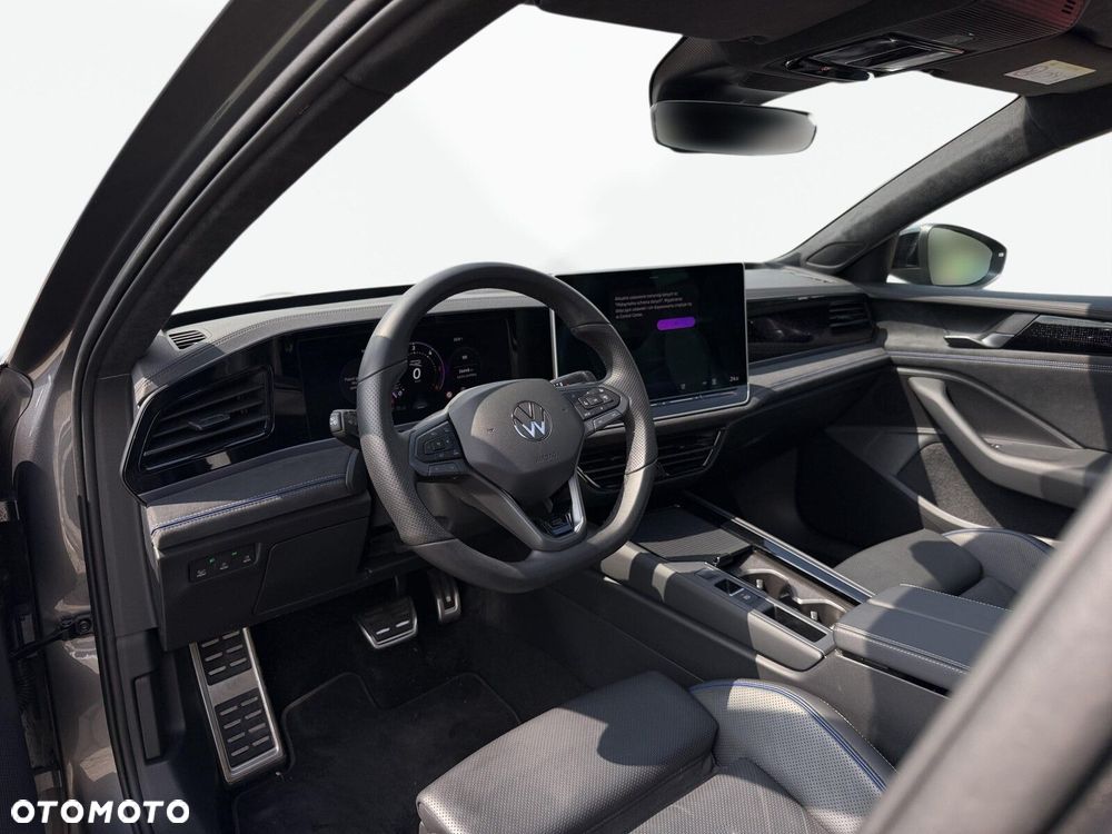 Volkswagen Passat Variant 2.0 TDI SCR 4Mot R-Line DSG - 10