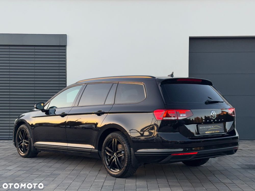 Volkswagen Passat 2.0 TDI SCR DSG Conceptline - 7