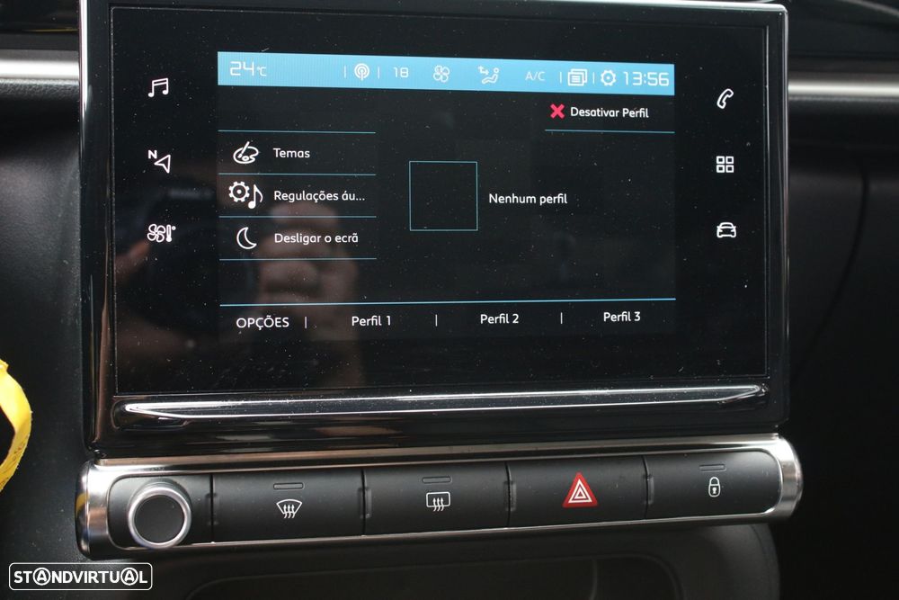 Citroën C3 1.2 PureTech Shine EAT6 - 32