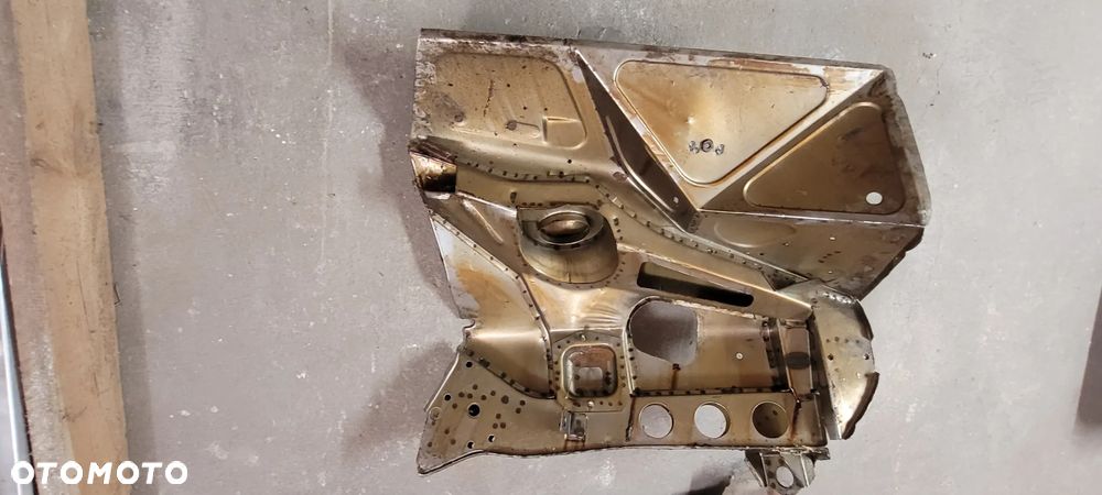 Podłużnice przednie "państwowe" Polonez lub Fiat 125p - 7