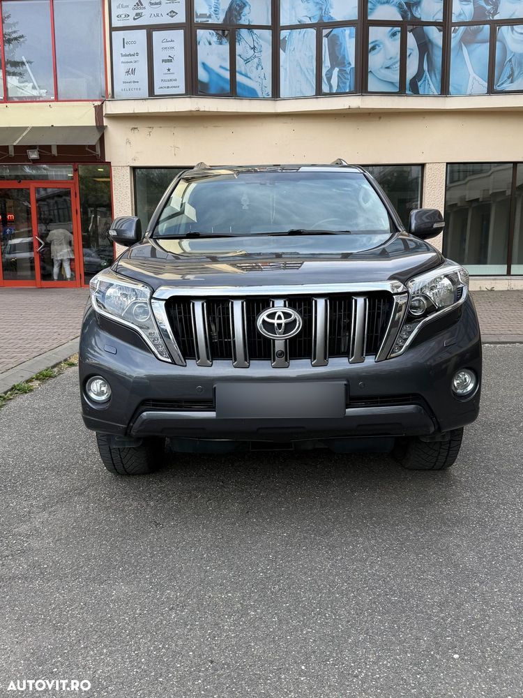 Toyota Land Cruiser 2.8l Turbo D-4D AVS Aut. Luxury - 2