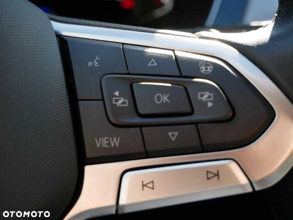 Volkswagen Passat 2.0 TDI EVO Business DSG - 32