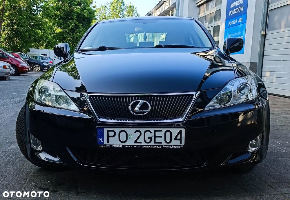 Lexus IS 250 Prestige - 8