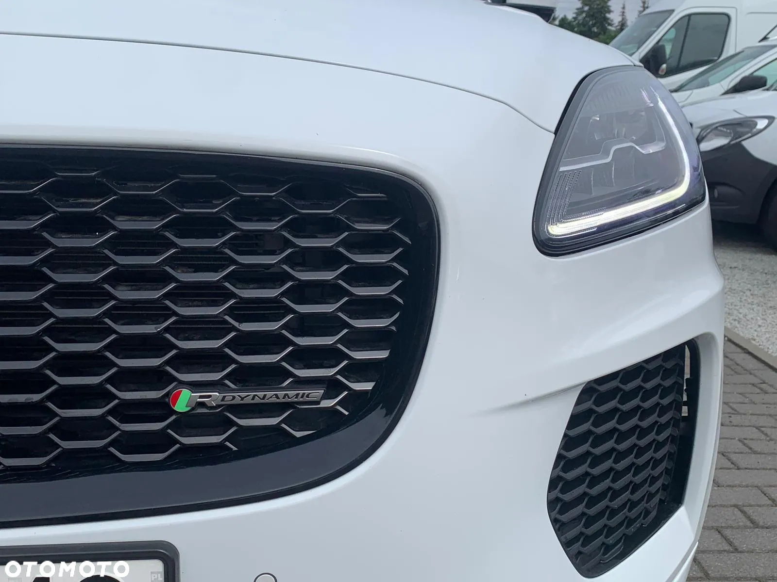 Jaguar E-Pace D180 AWD R-Dynamic S - 7