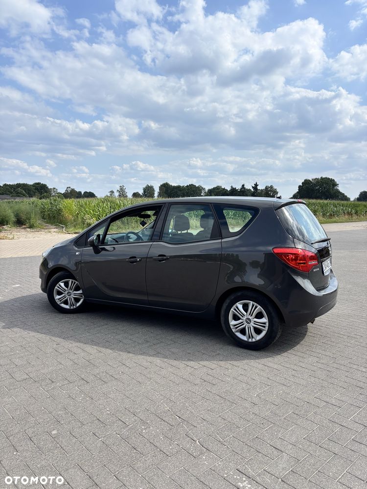 Opel Meriva - 4