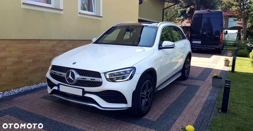 Mercedes-Benz GLC 220 d 4Matic 9G-TRONIC AMG Line - 3