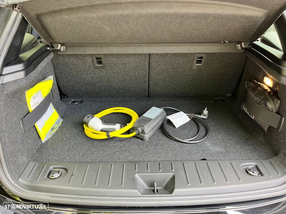 BMW i3 120Ah - 32
