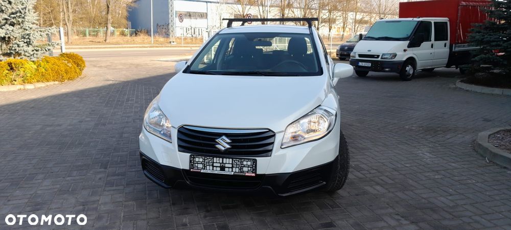 Suzuki SX4 S-Cross 1.6 Comfort - 4