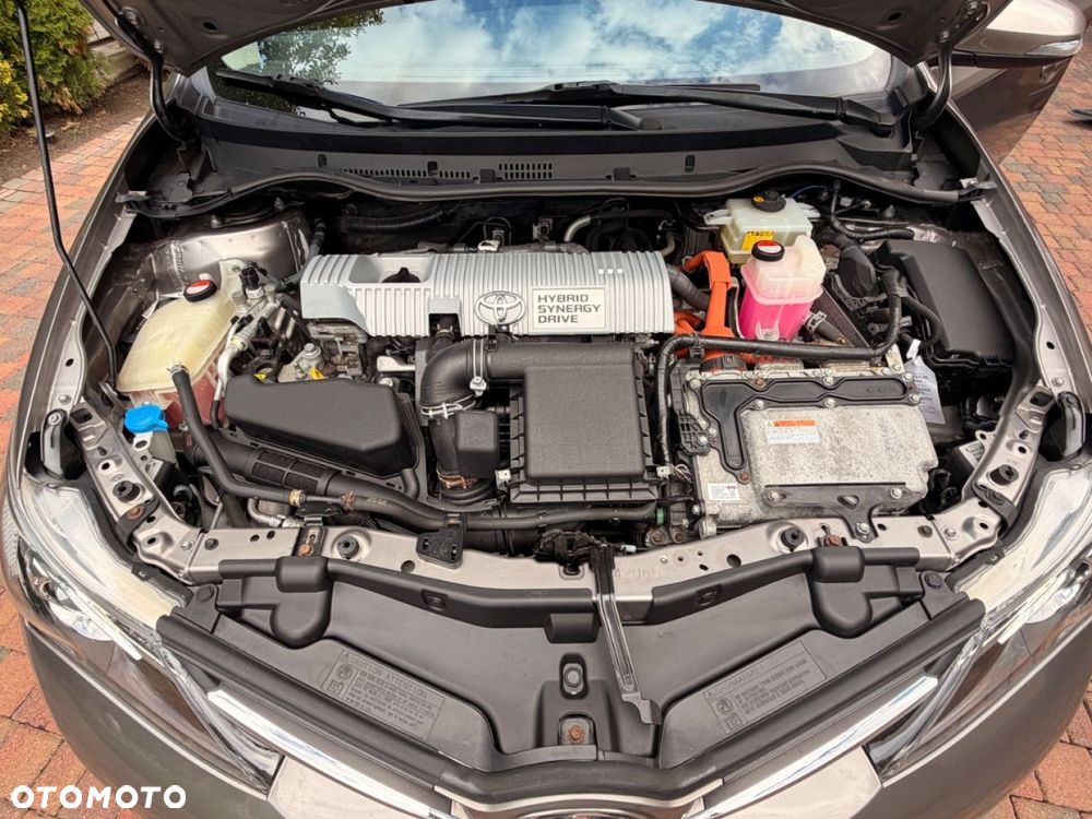 Toyota Auris Hybrid 135 Premium - 24