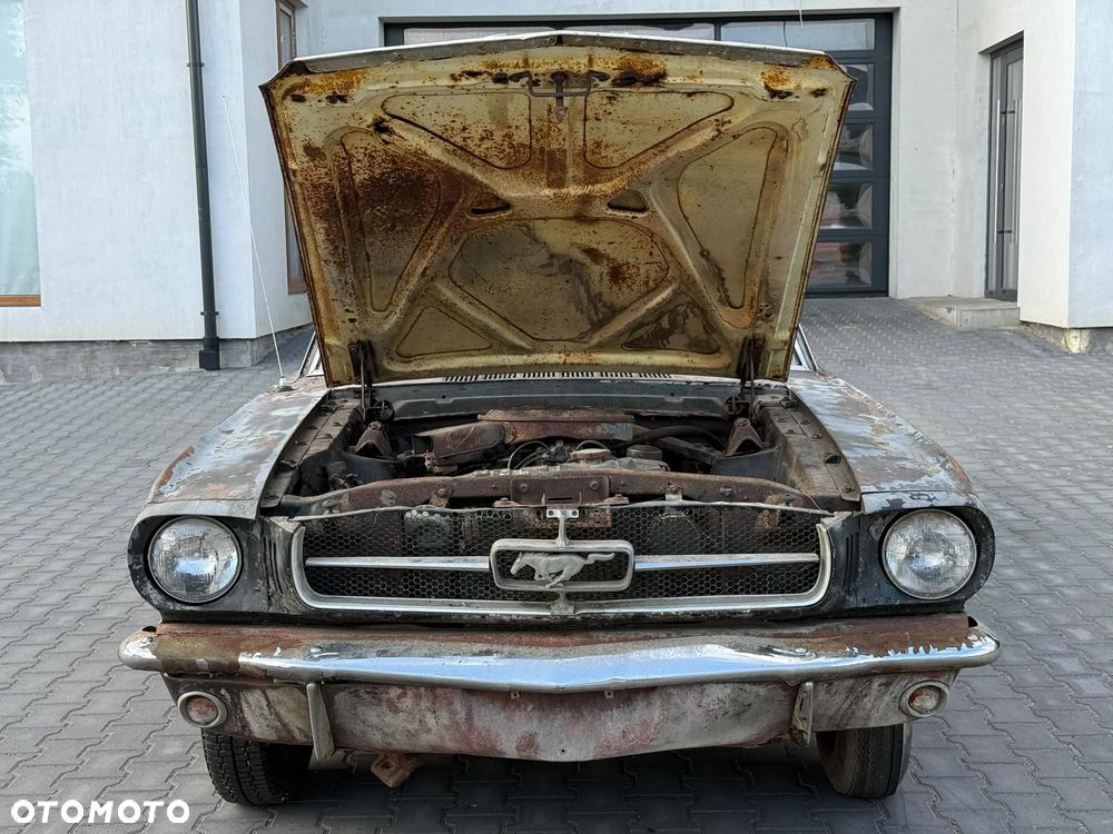 Ford Mustang - 26