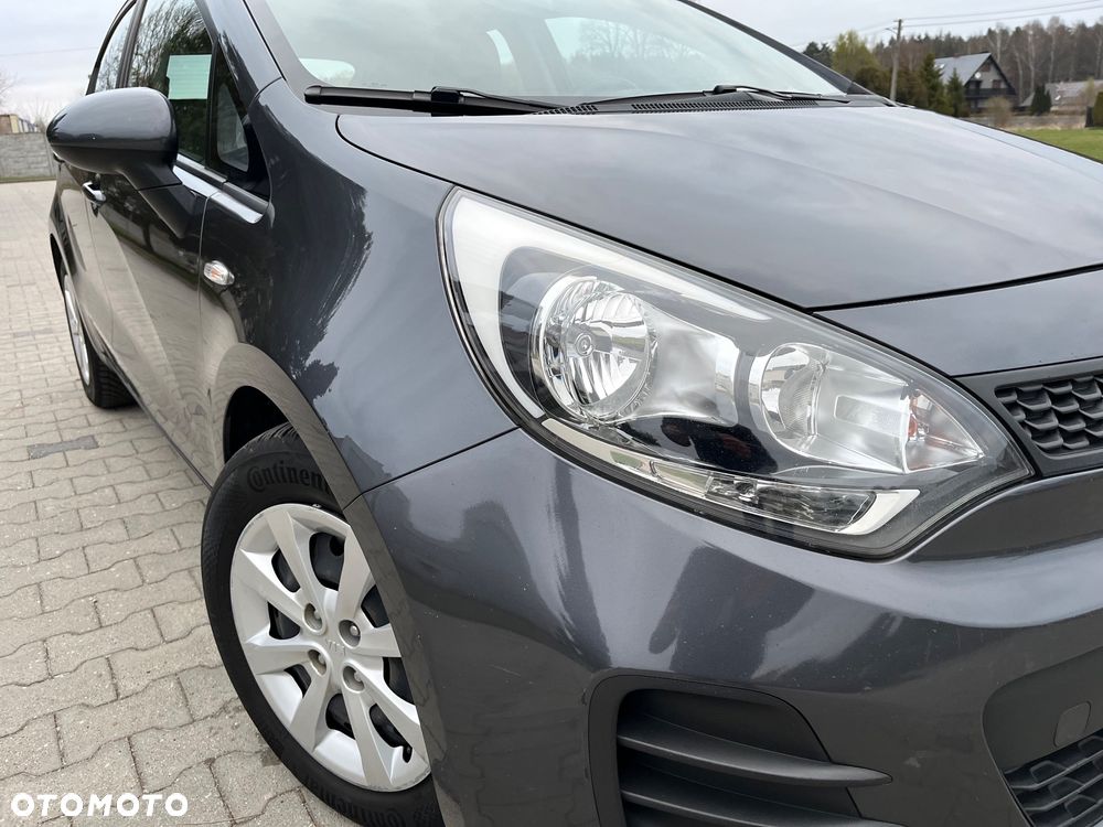 Kia Rio 1.2 Attract - 28