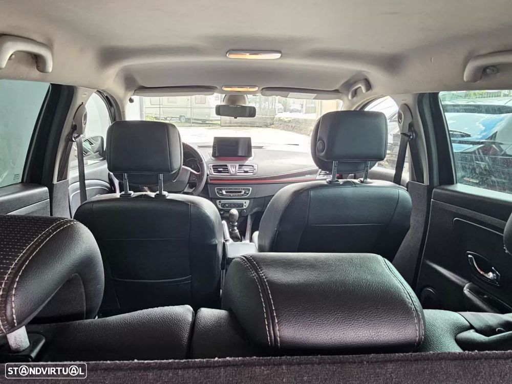 Renault Mégane Sport Tourer 1.5 dCi GT Line J18 - 10