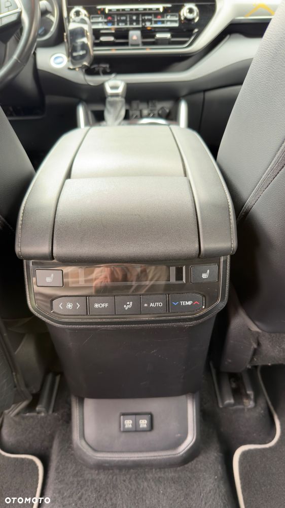 Toyota Highlander 2.5 Hybrid Executive Style - 19