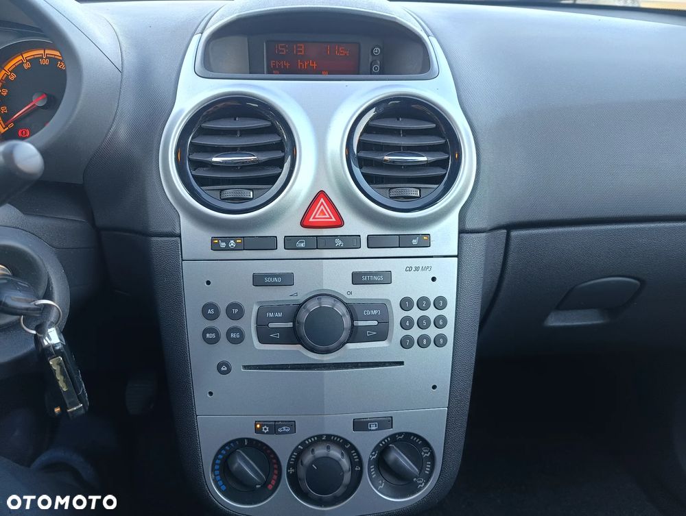 Opel Corsa 1.4 16V Edition - 18