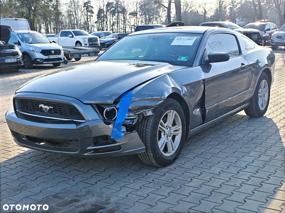 Ford Mustang 3.7 V6 - 6
