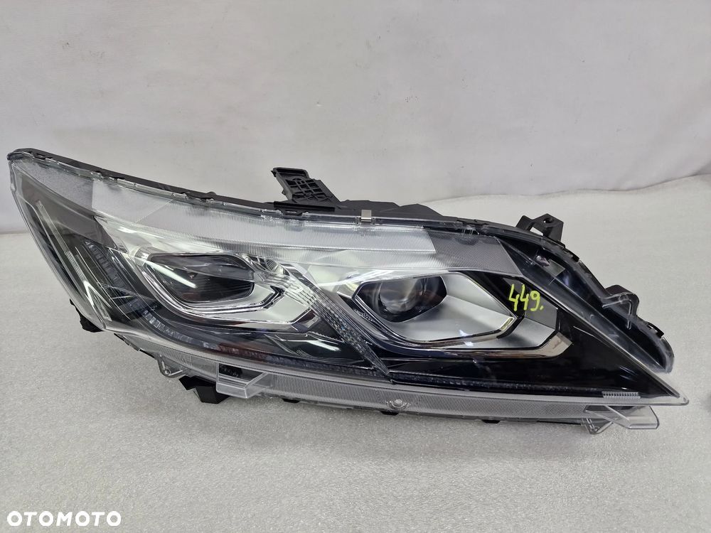 MITSUBISHI ECLIPSE CROSS PRAWA LAMPA PRZEDNIA PRZÓD FULL LED , NR STANLEY W3153 , NR AUKCJI LA449 - 1
