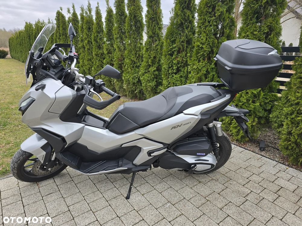 Honda ADV350 - 3
