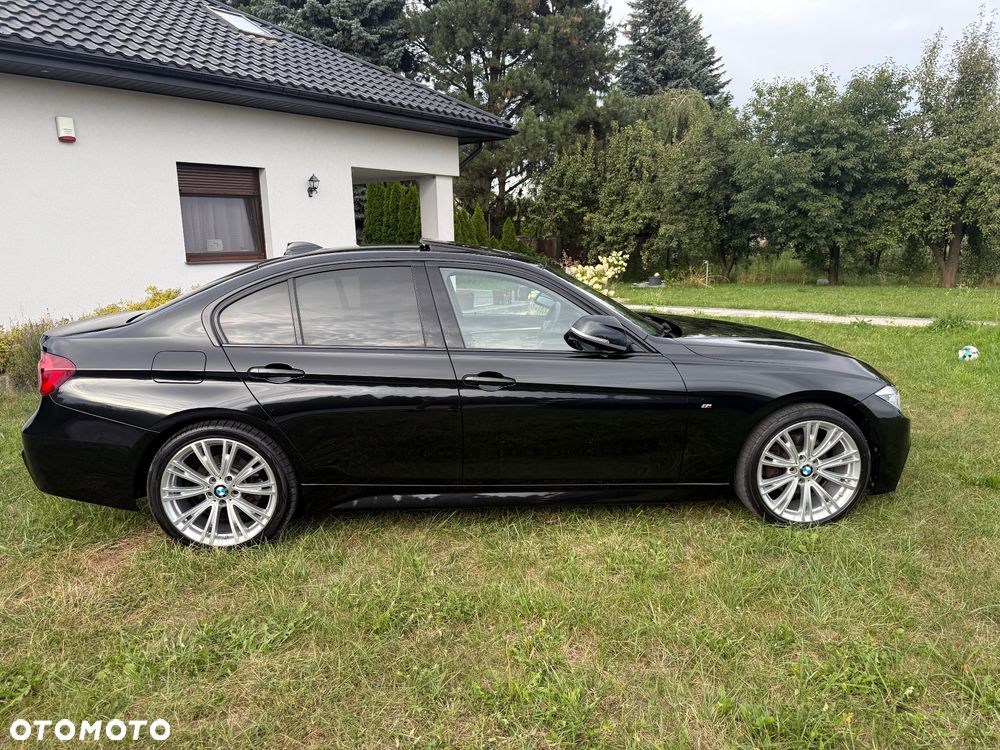 BMW Seria 3 320d Edition M Sport Shadow - 16