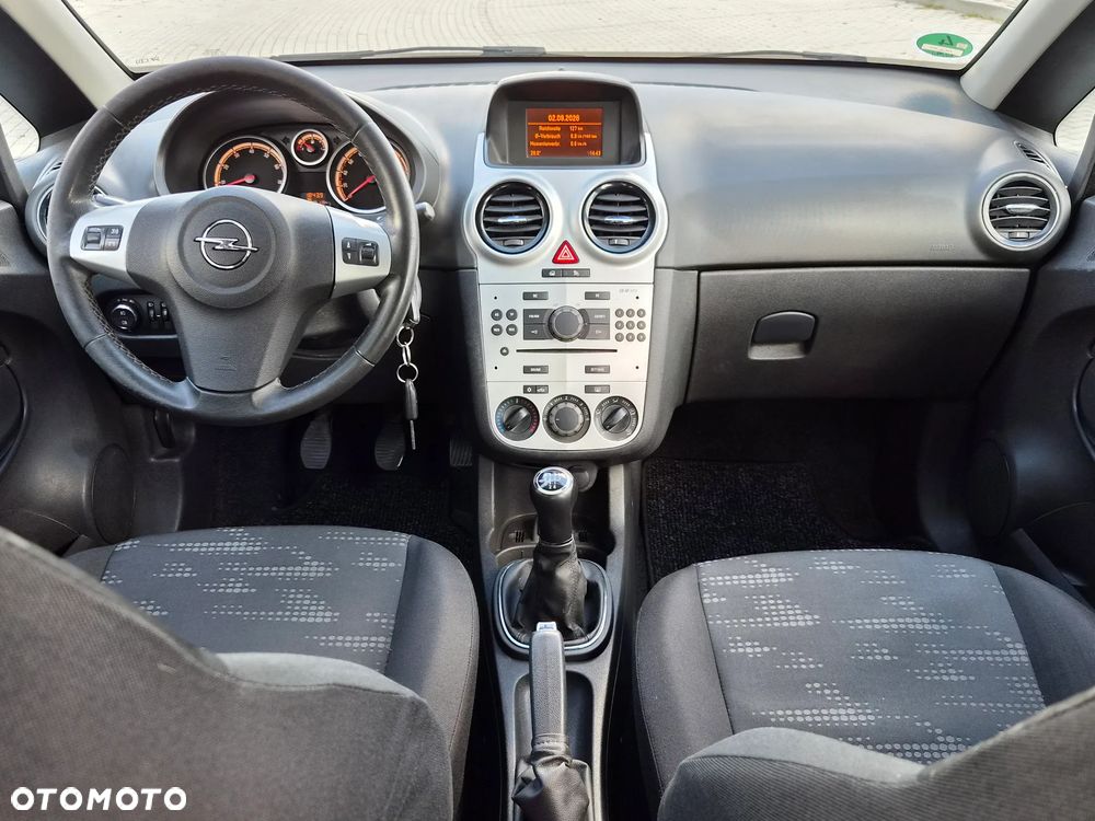 Opel Corsa - 8