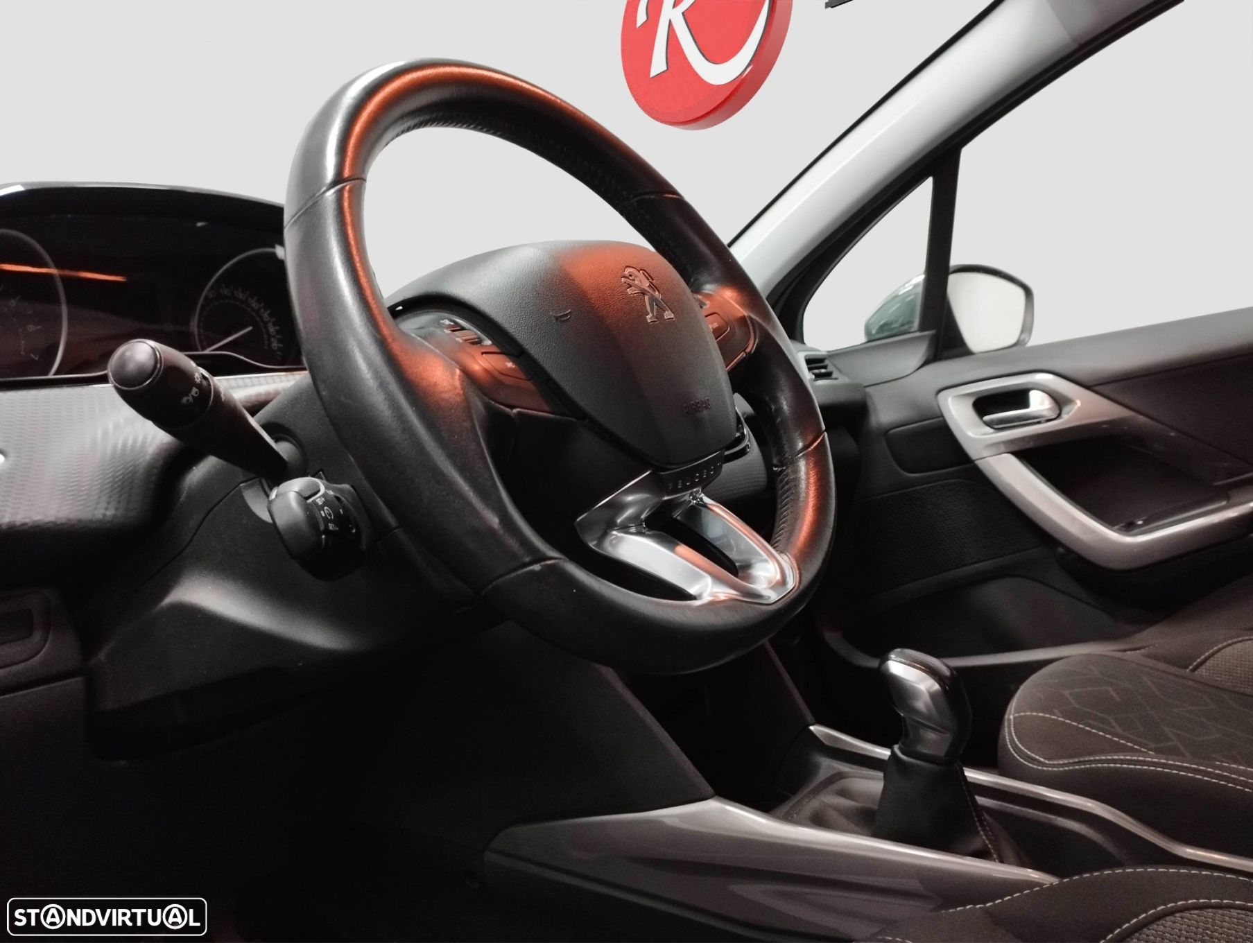 Peugeot 2008 1.2 PureTech Active - 4
