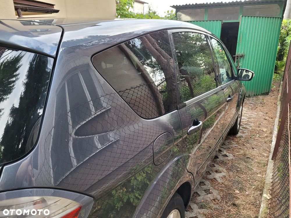 Ford S-Max - 12