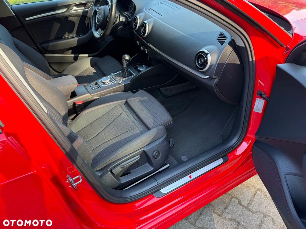 Audi A3 Sportback - 19
