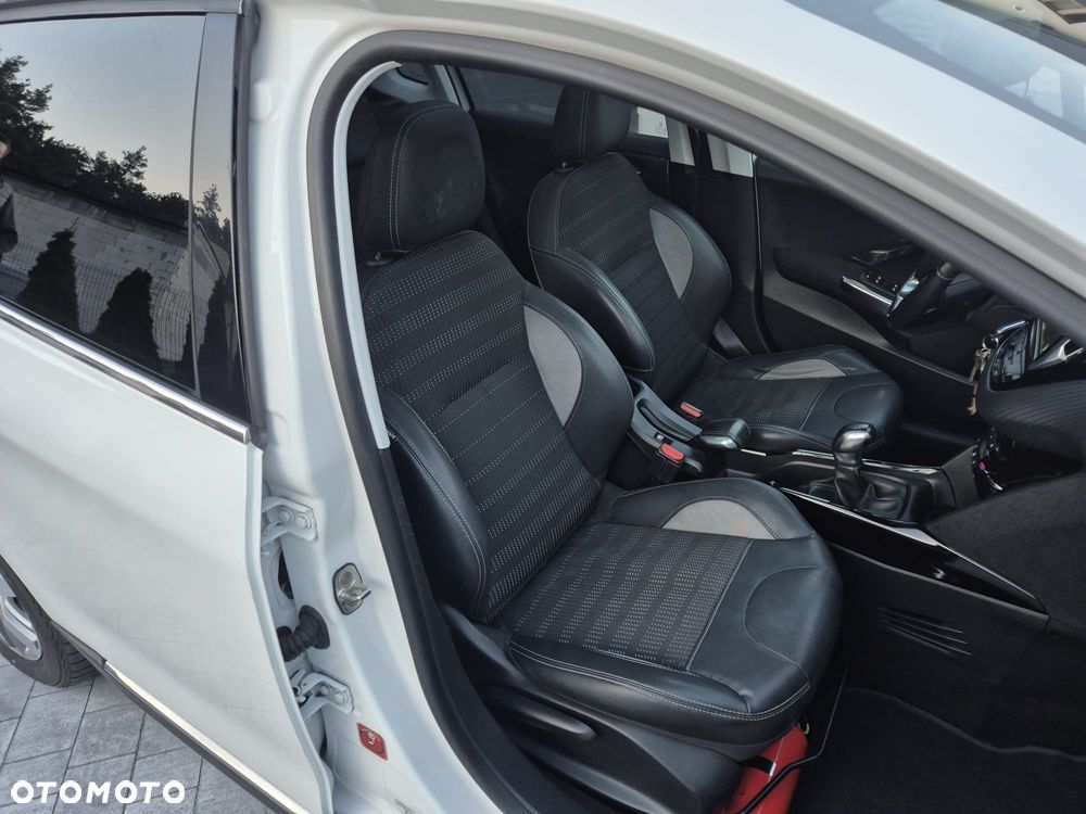 Peugeot 2008 PureTech 110 Stop&Start Business-Line - 11