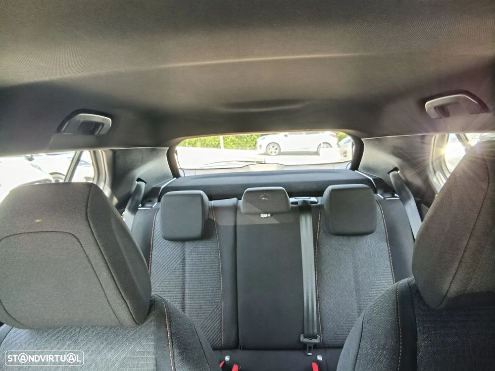 Peugeot 2008 1.2 PureTech Style - 15