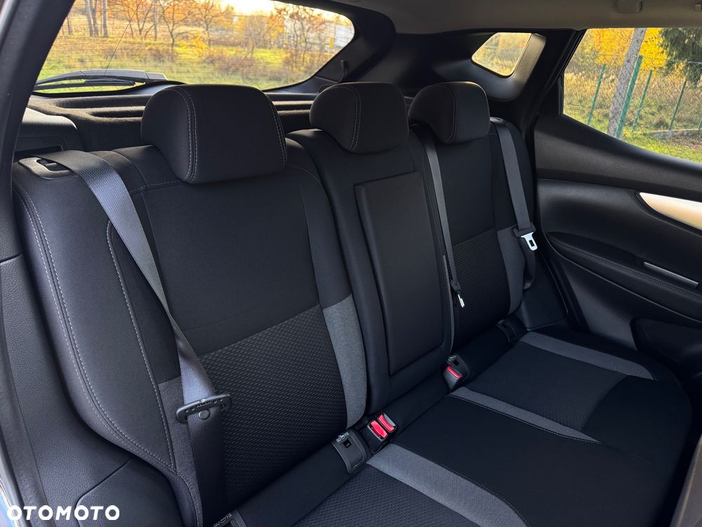 Nissan Qashqai 1.3 DIG-T ACENTA - 20