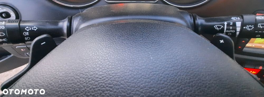 Kia Ceed 1.6 CRDi GT Line DCT - 25