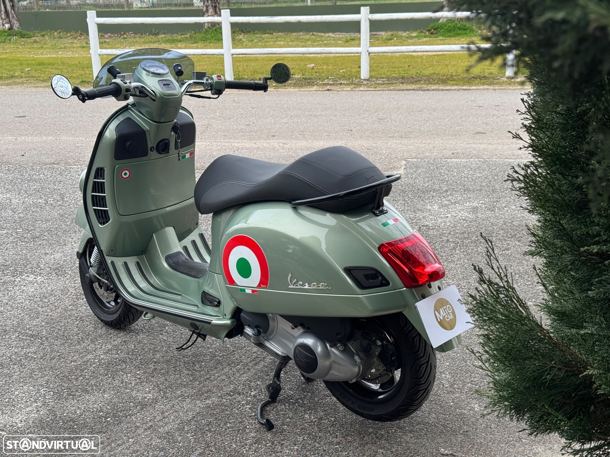 Piaggio Vespa GTV 125 - 12