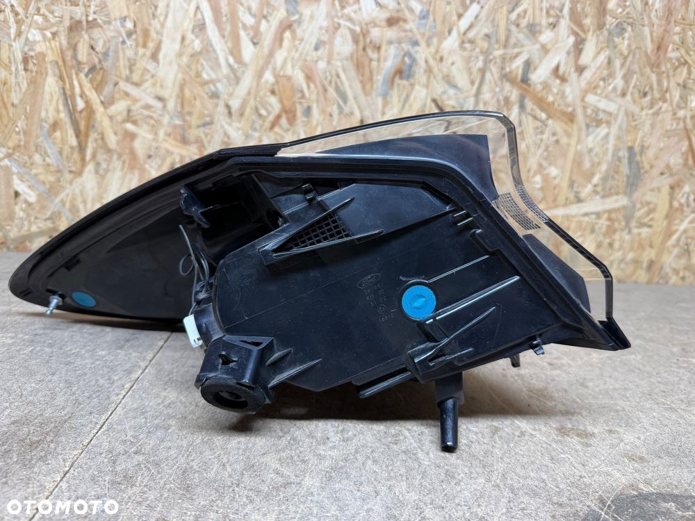 LAMPA PRAWA TYŁ W BŁOTNIK FORD PUMA MK2 L1TB-13404-AD - 6