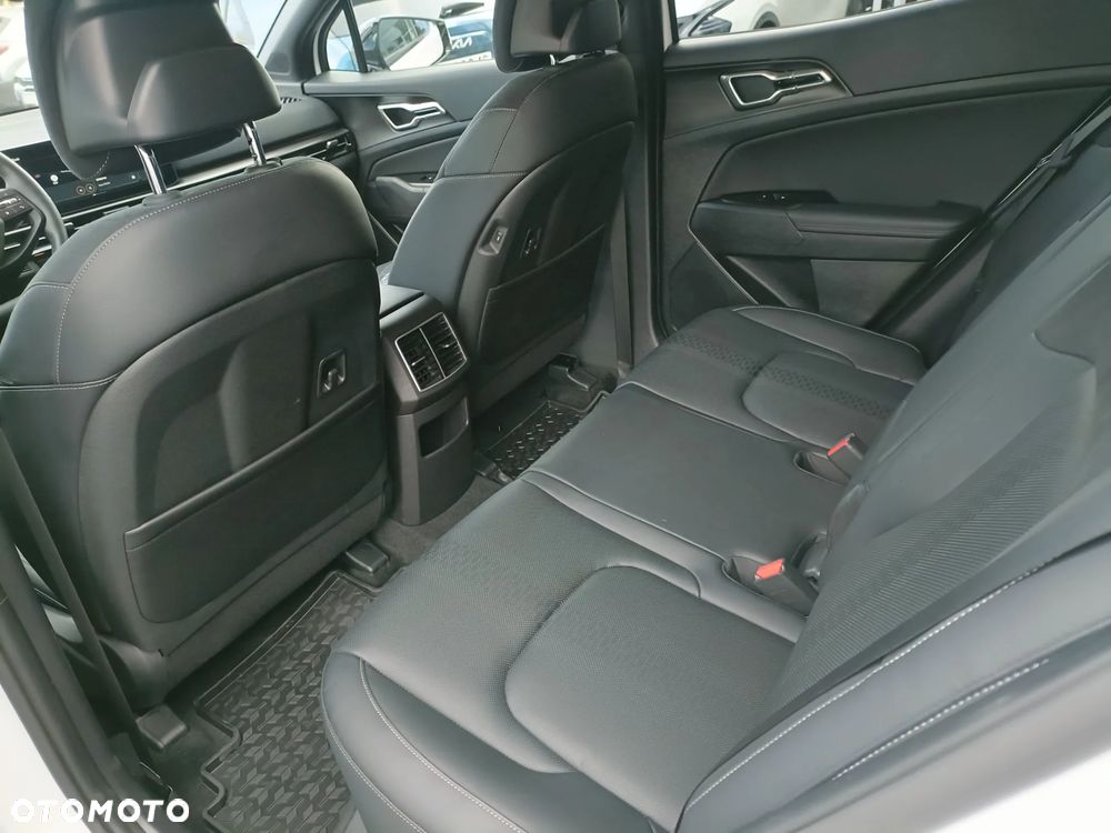 Kia Sportage 1.6 T-GDI Black Edition 2WD DCT - 24