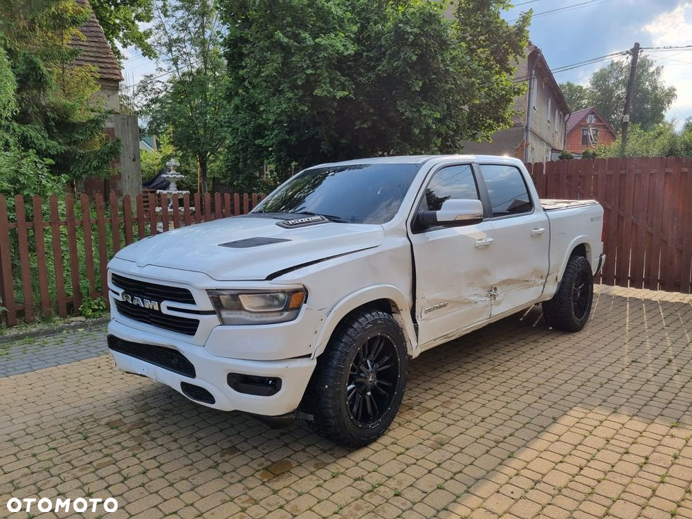 RAM 1500 Crew Cab Laramie - 4