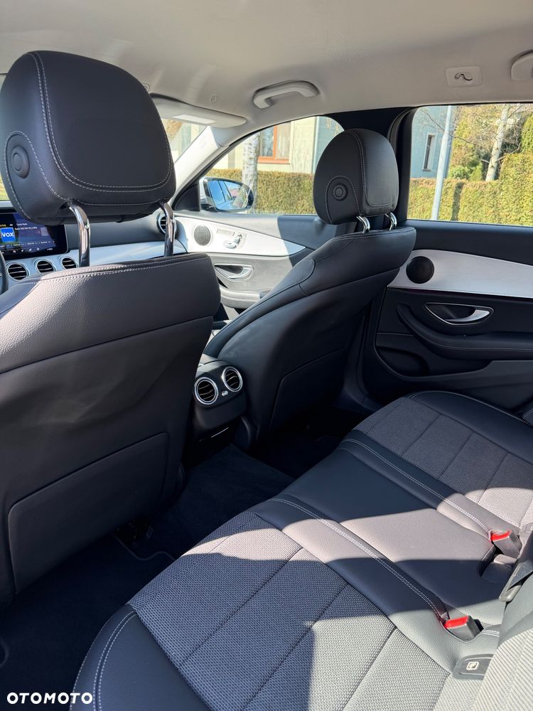 Mercedes-Benz Klasa E 220 d 9G-TRONIC Avantgarde - 10