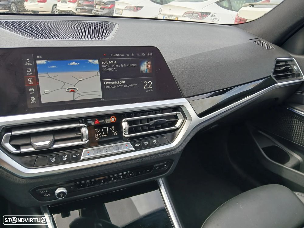 BMW 318 d Auto - 30