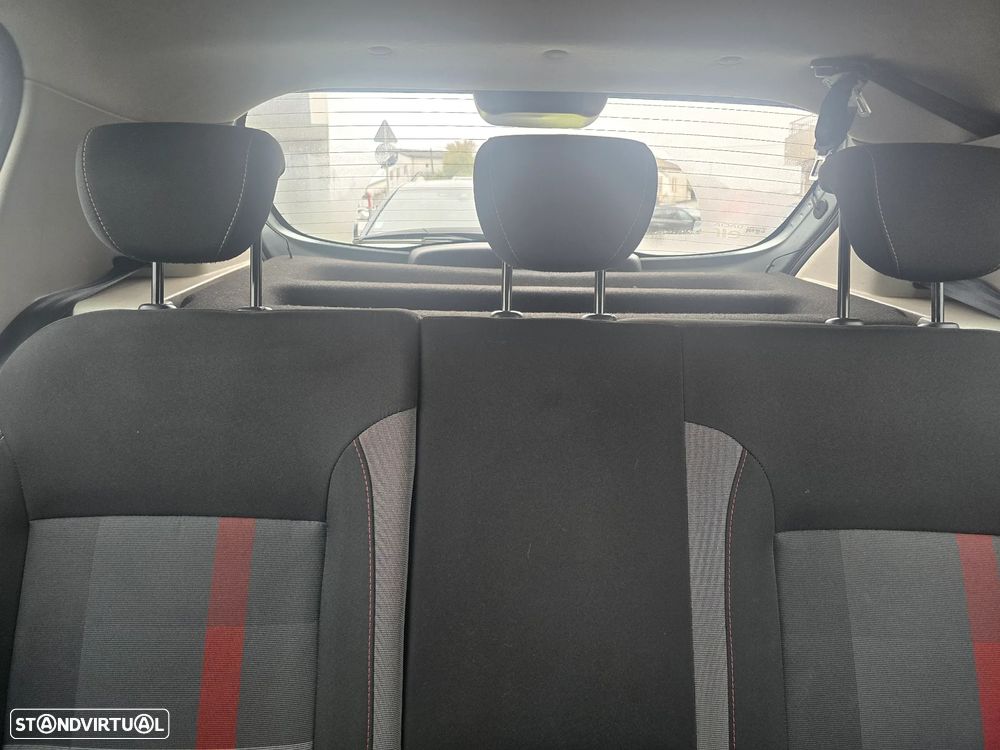 Dacia Sandero 0.9 TCe Stepway - 6