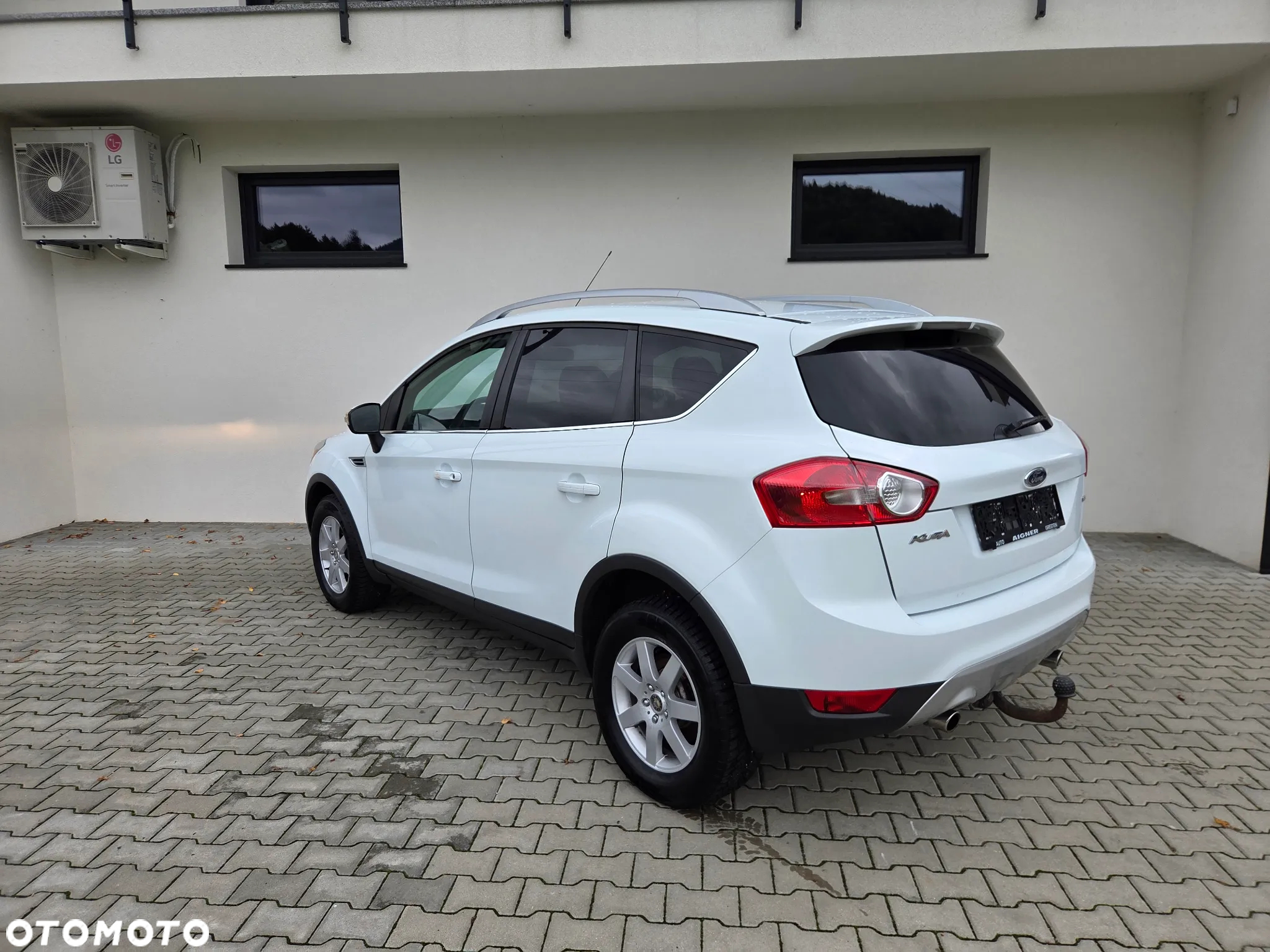 Ford Kuga - 17