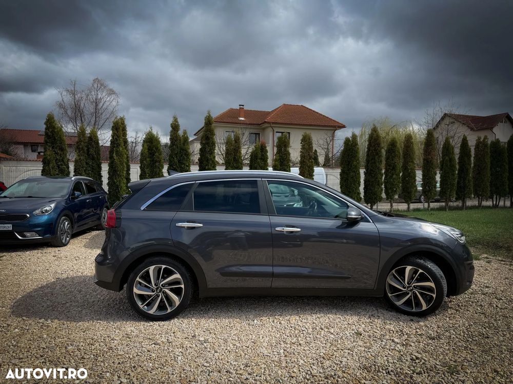 Kia Niro 1.6 GDI 2WD Aut. Edition 7 - 3