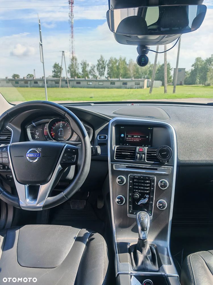 Volvo XC 60 - 6