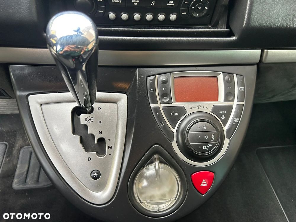 Citroën C8 HDi 165 Exclusive - 9