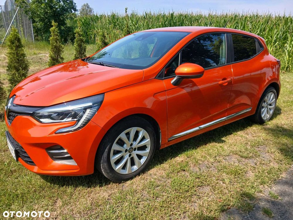 Renault Clio - 1