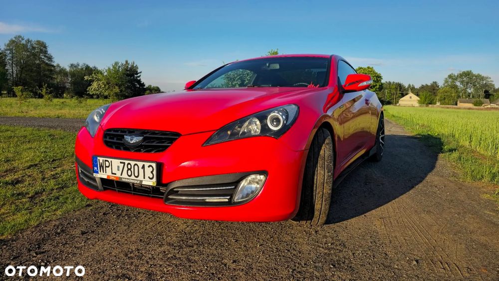 Hyundai Genesis Coupe 2.0 TCI Premium - 4