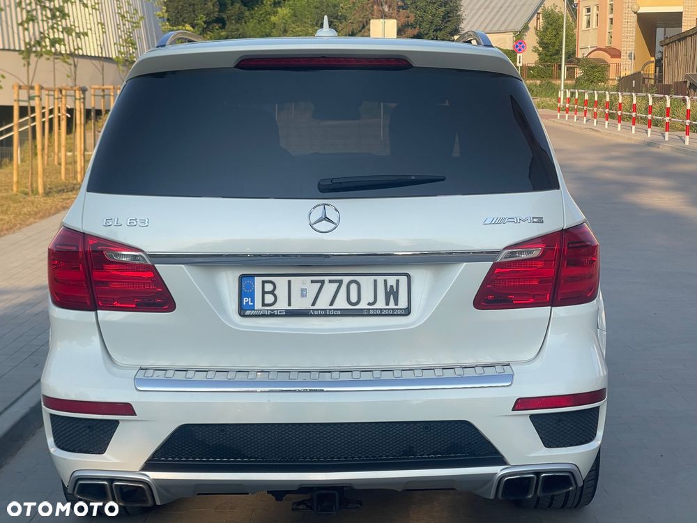 Mercedes-Benz GL - 12