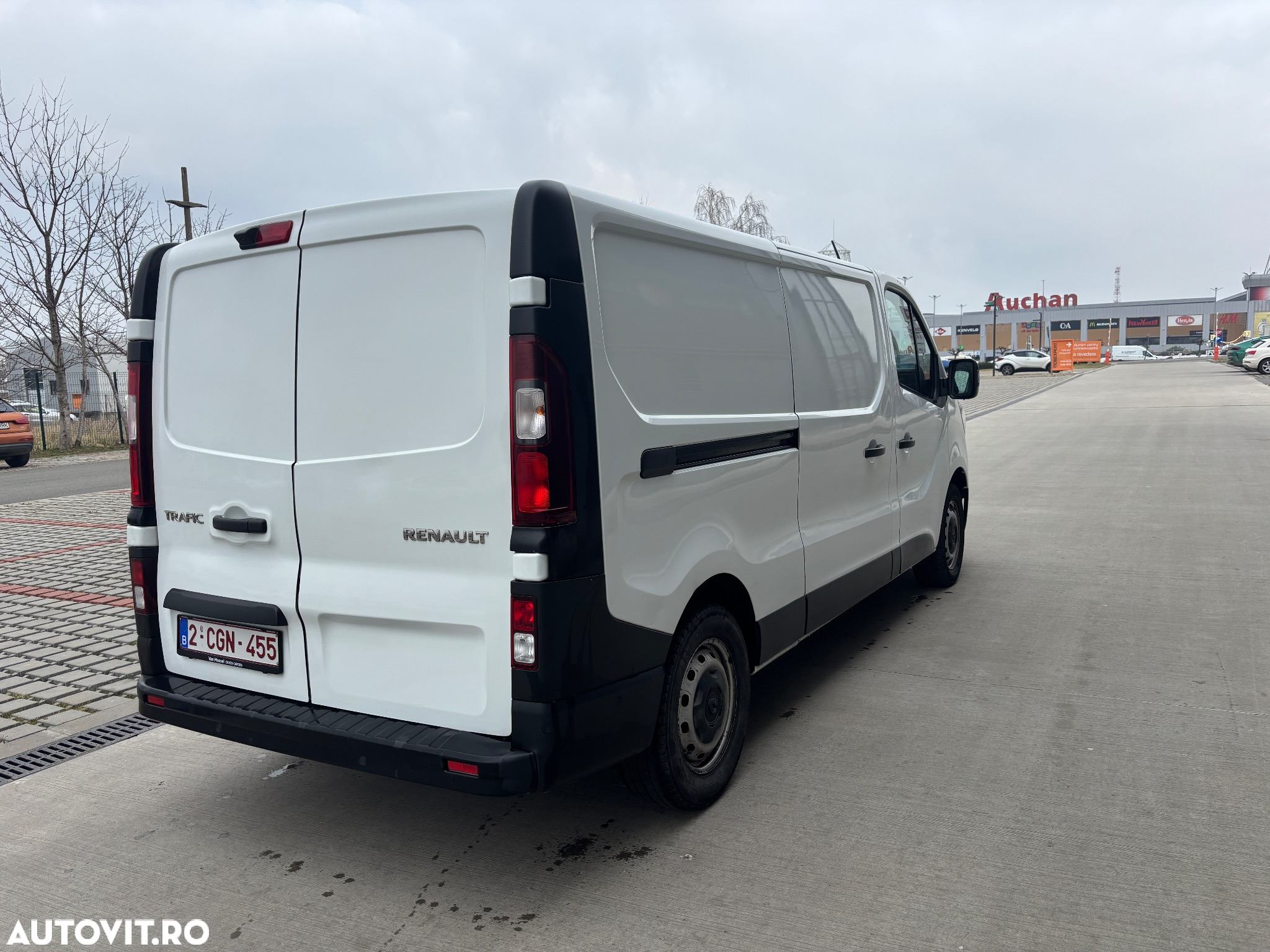 Renault TRAFIC - 9